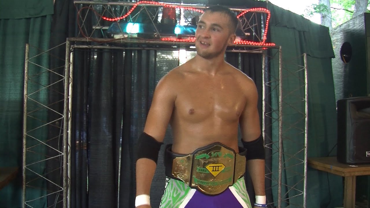 Anthony Greene vs Donovan Dijak (Star Clash 2) 6.26.15 - Lucky Pro Wrestling