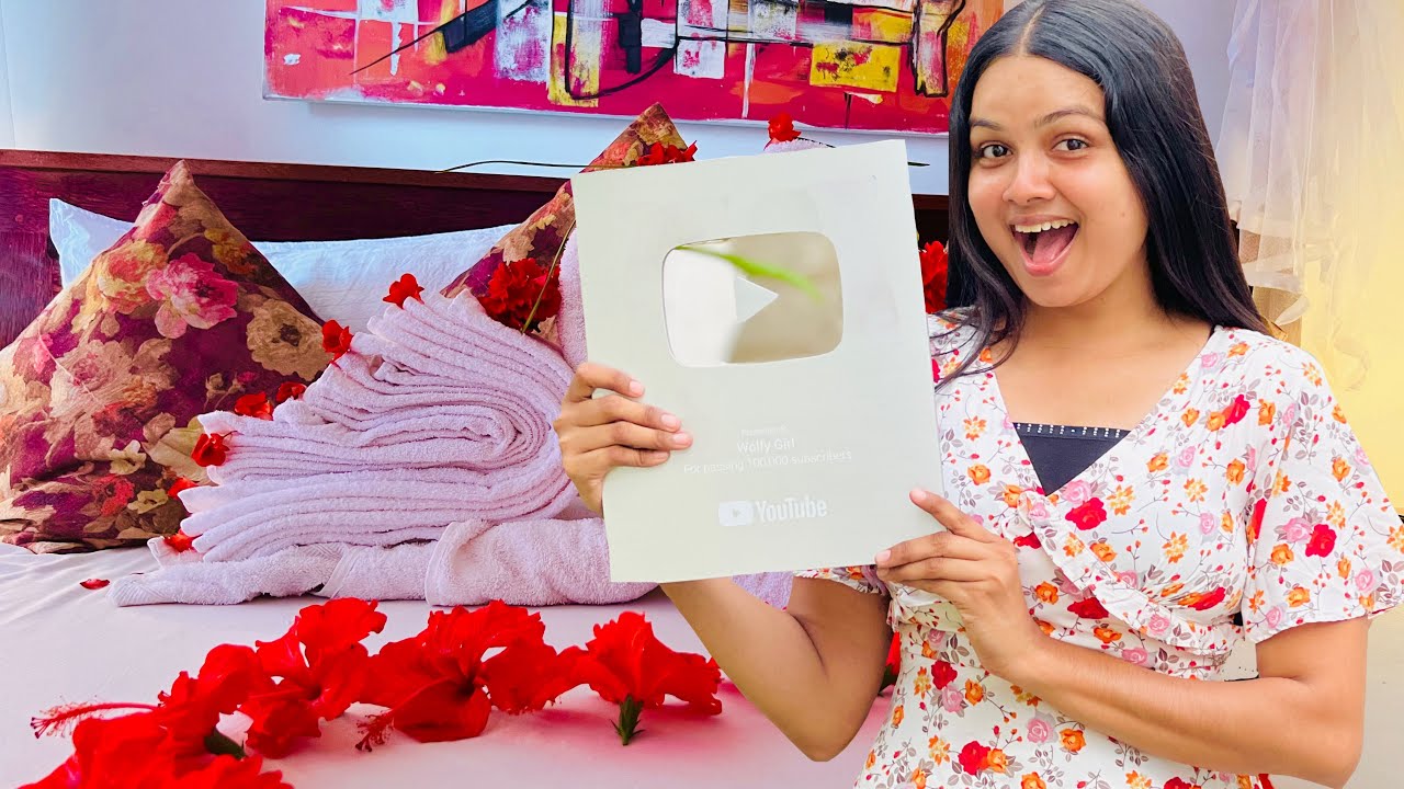 එයා ආවා 😍 | Youtube Silver Playbotton | Ayansa Villa