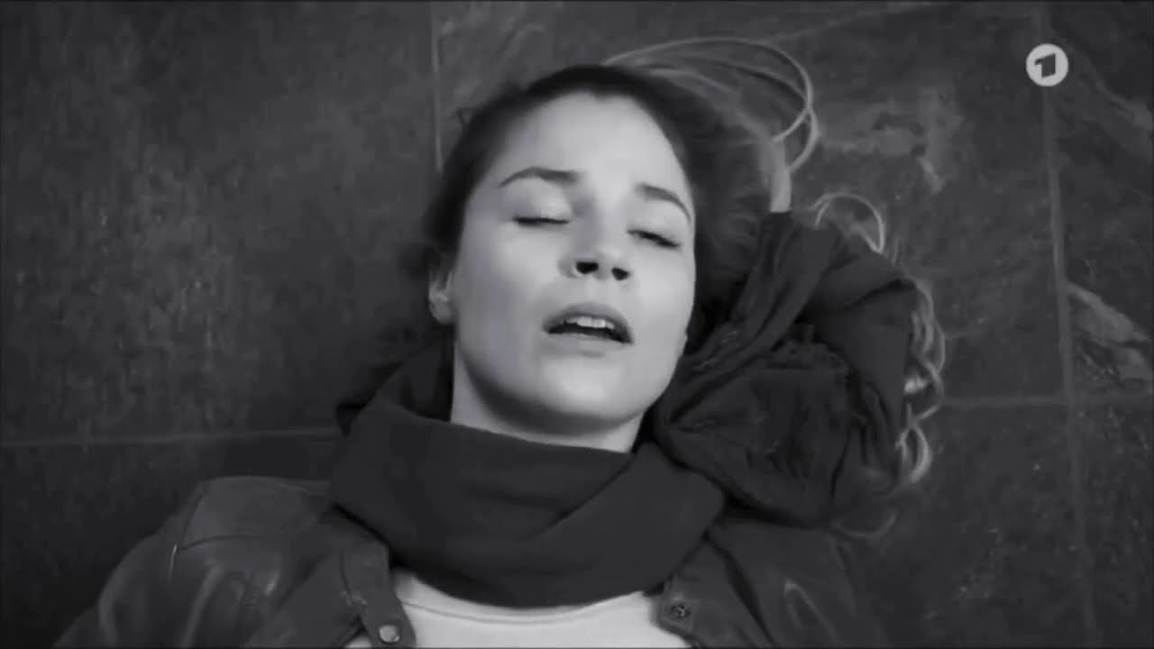 Julia & Niklas - Forgot how to love me
