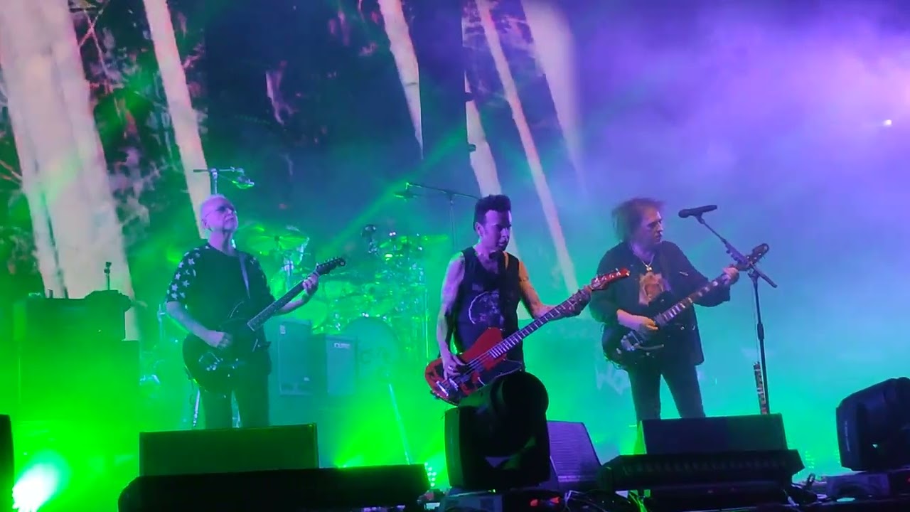 The Cure - Play For Today / A Forest 10 Nov 2022 Barcelona