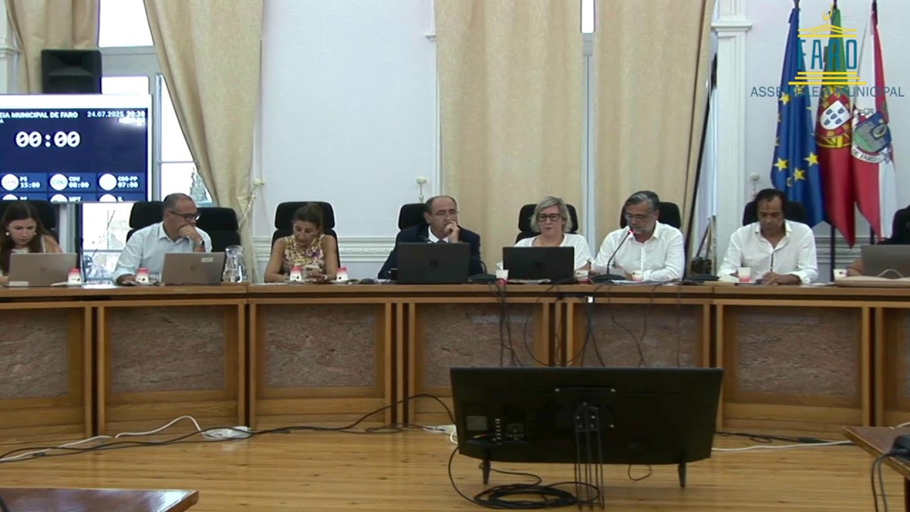 Assembleia Municipal de Faro - Sessão Extraordinária 24-07-2025