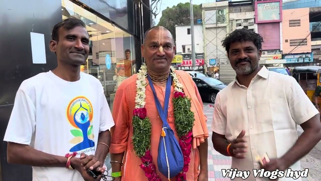 I am ￼Meet Radha Manohar Das Ji || Jagannath ￼ Ratha Yathra 2025 ￼|| Abids ISKCON Temple 🙏🛕