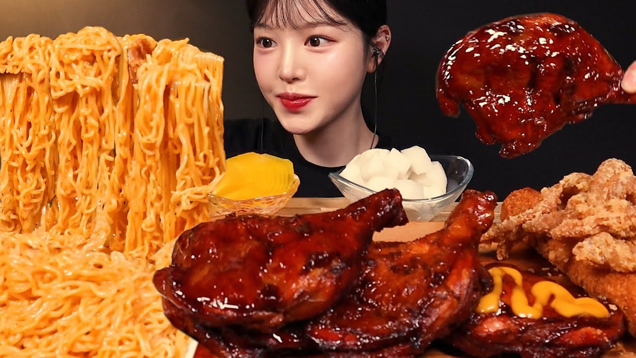 SUB)편의점 신상! 신라면 툼바 먹방🍜 bbq 자메이카 통다리치킨에 닭껍질튀김 새우스틱까지 컵라면 리뷰 리얼사운드 Ramyeon & Chicken Mukbang Asmr