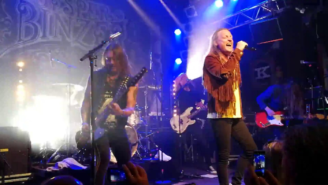 Jesper Binzer - The Future Is Now  @ Knust Hamburg 08.05.2018