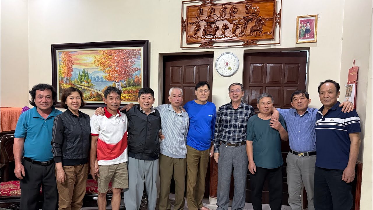 Về quê gặp đồng môn đầu xuân 2026