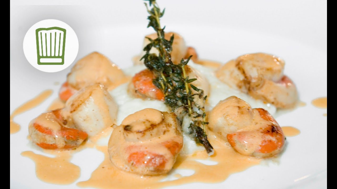 Sautierte Jakobsmuschel auf Topinamburpüree in Hummerbisque #chefkoch