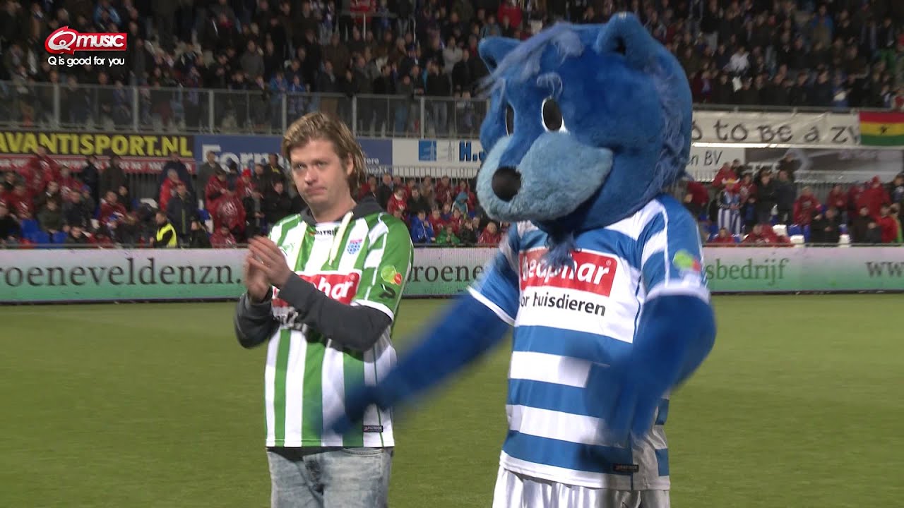 Q-music (NL): Mattie als Zwolfje (mascotte PEC Zwolle)