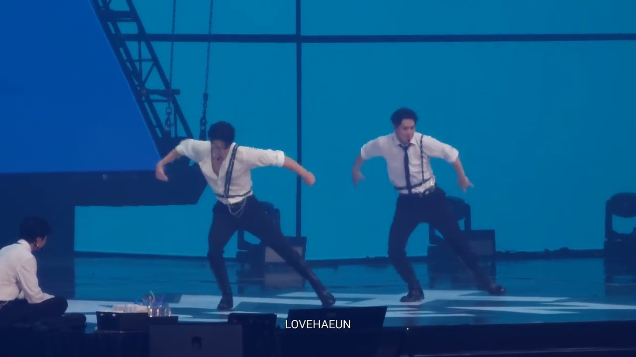 230709 MONSTA X FANCON 길쭉하면서 짧고 두꺼운 wildfire ver