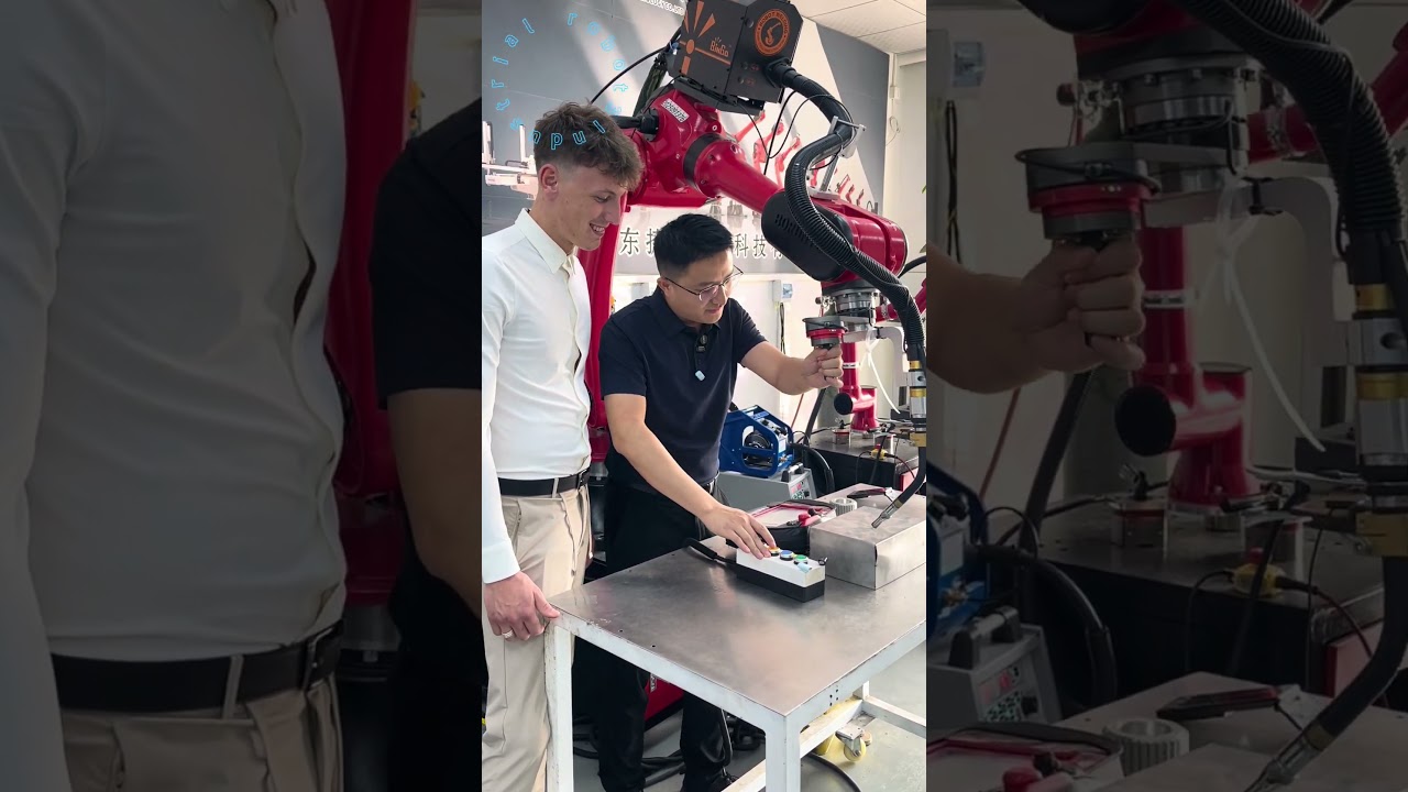 Welding robot #welding #machine #show #factory #robot #walding