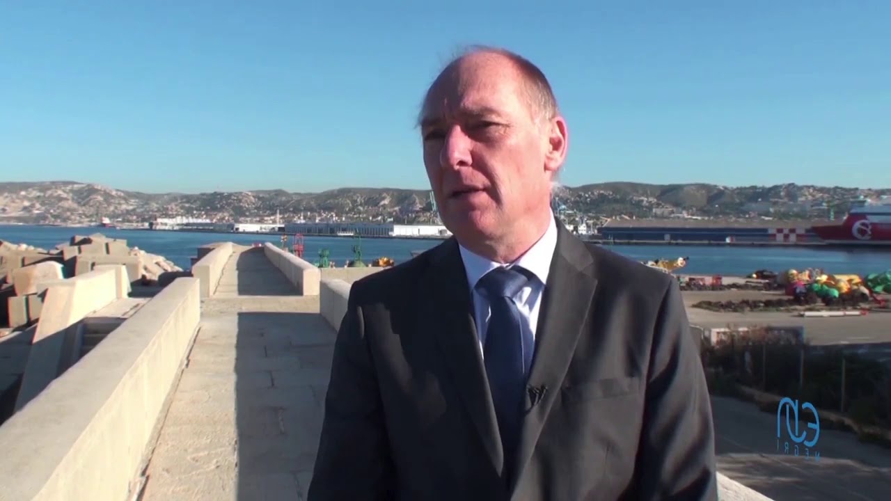 Travaux maritimes et fluviaux : La digue de Marseille