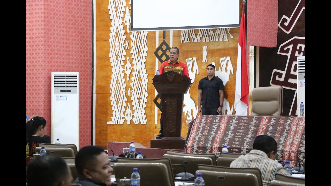 Tanggapan Gubernur atas Pandangan Fraksi DPRD tentang Perubahan Status Bank NTT Menjadi Perseroda