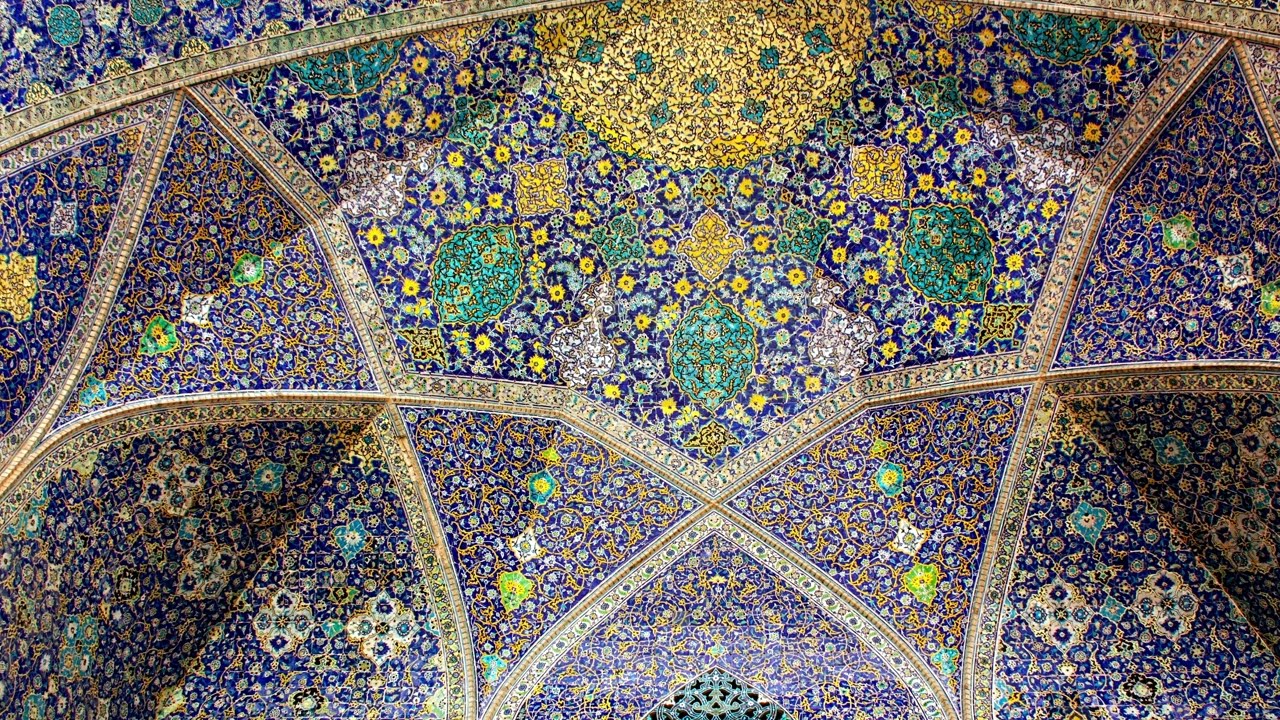 Turn Your TV Into Art | 1 Hour of Celestial Geometry: Looking up at the Shah Mosque Dome (4K)