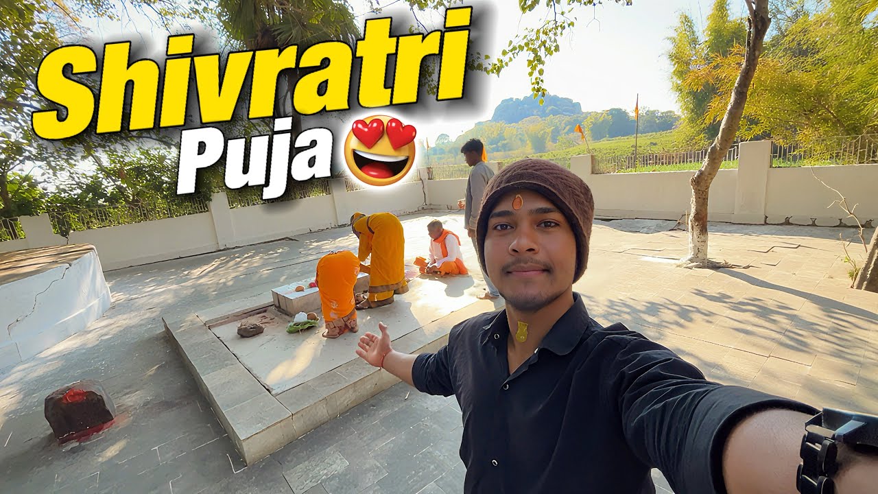 Puja karne pahoch gye 😍 