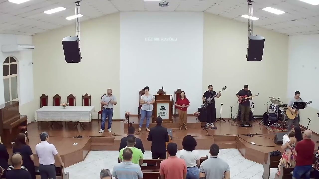 Cânticos Espirituais: Dez Mil Razões e Perdão Graça 