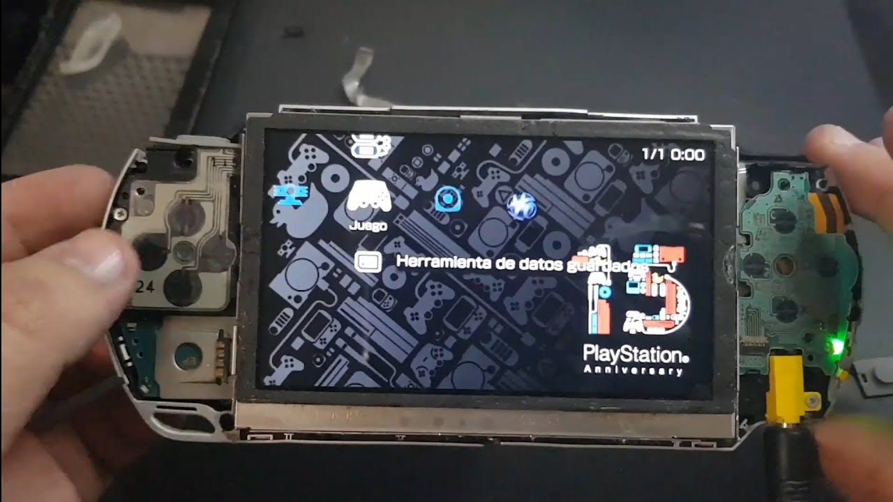 Restaurando PSP Fat con varias piezas (Oh shiiii ) 😁✌