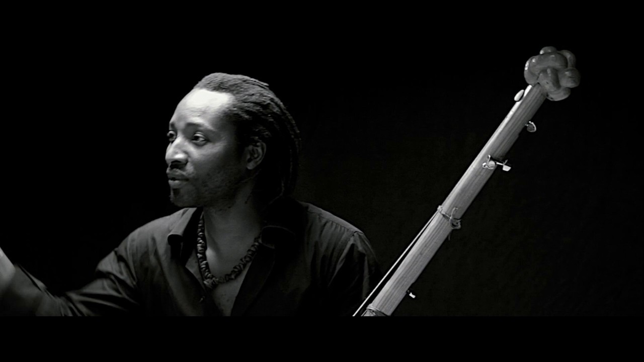 Mû Mbana | KOLÓN BAI