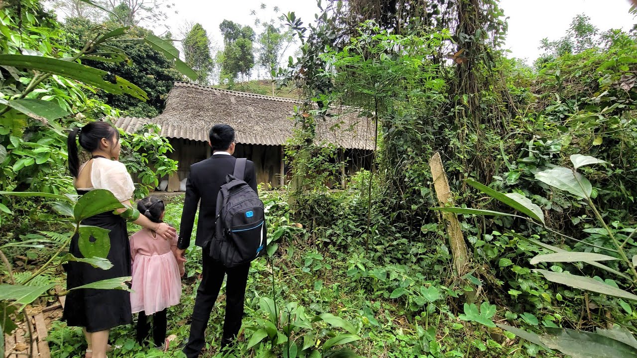 Bankrupt after the Myanmar earthquake, the CEO couple returned to clean up the old abandoned house.