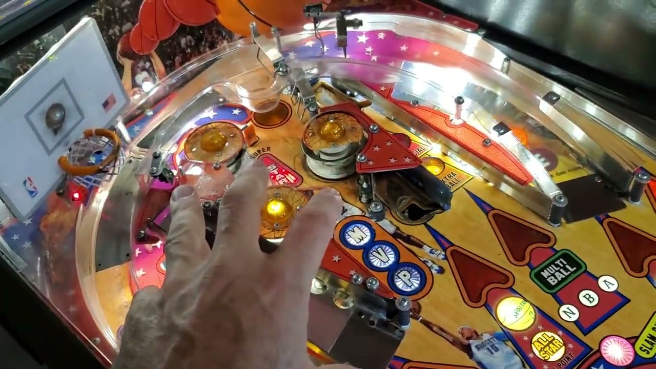 В Stern NBA Pinball постоянно перегорают предохранители. Давайте выясним, в чём дело? - PinballHe...