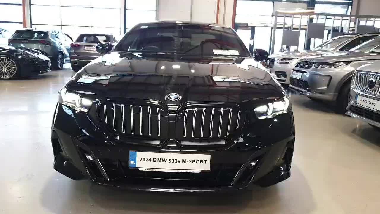 NU24JSZ - 2024 BMW 5 Series 530e M-Sport Comfort Pack RefId: 567092
