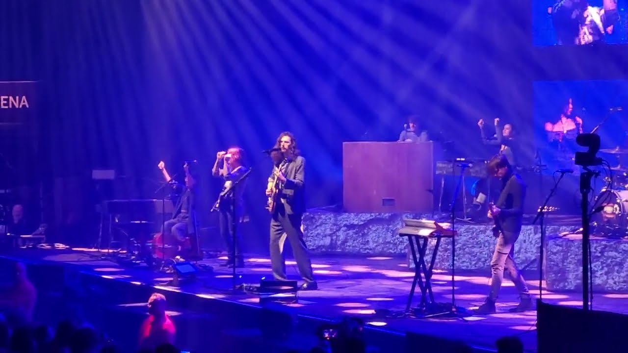 Hozier  - Almost (Sweet Music) Live at The SSE Arena, Belfast, 17/12/2023