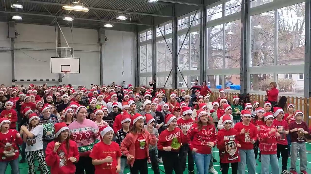 Karácsonyi flashmob tánc