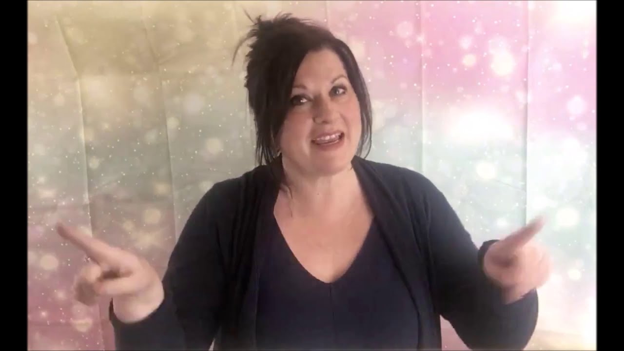 'While we can't Hug' - MAKATON signing with Rachel