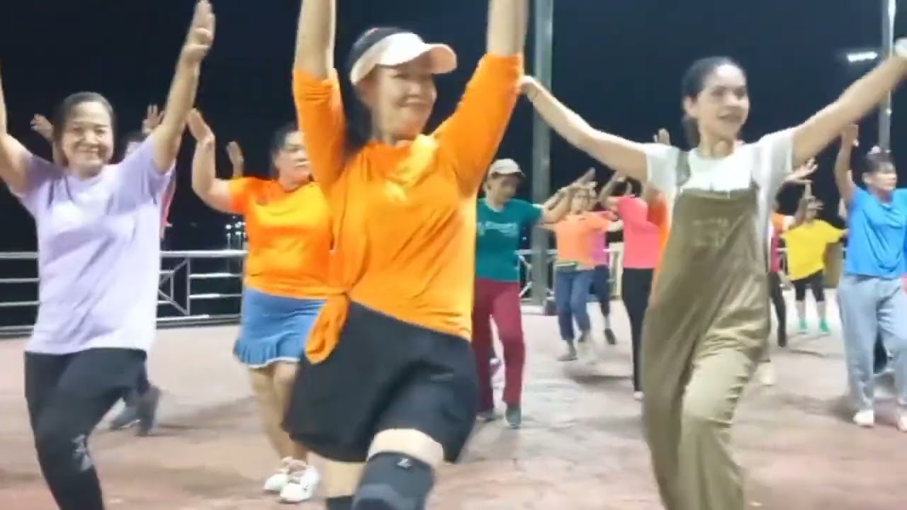 แวววับไลน์แดนซ์ ท่าเต้นที่ได้รับความนิยมแห่งปี 66