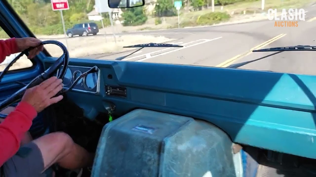 1973 Chevy Van Driving Video