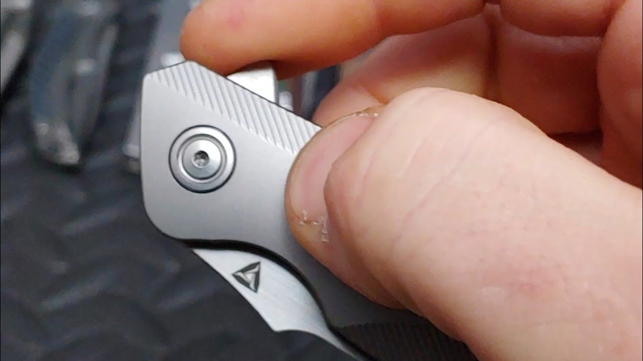 BEST FLIPPING KNIVES! BEST FLIPPER KNIVES