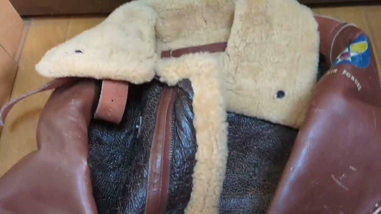 MINK OILでB3フライトジャケットの革のお手入れ