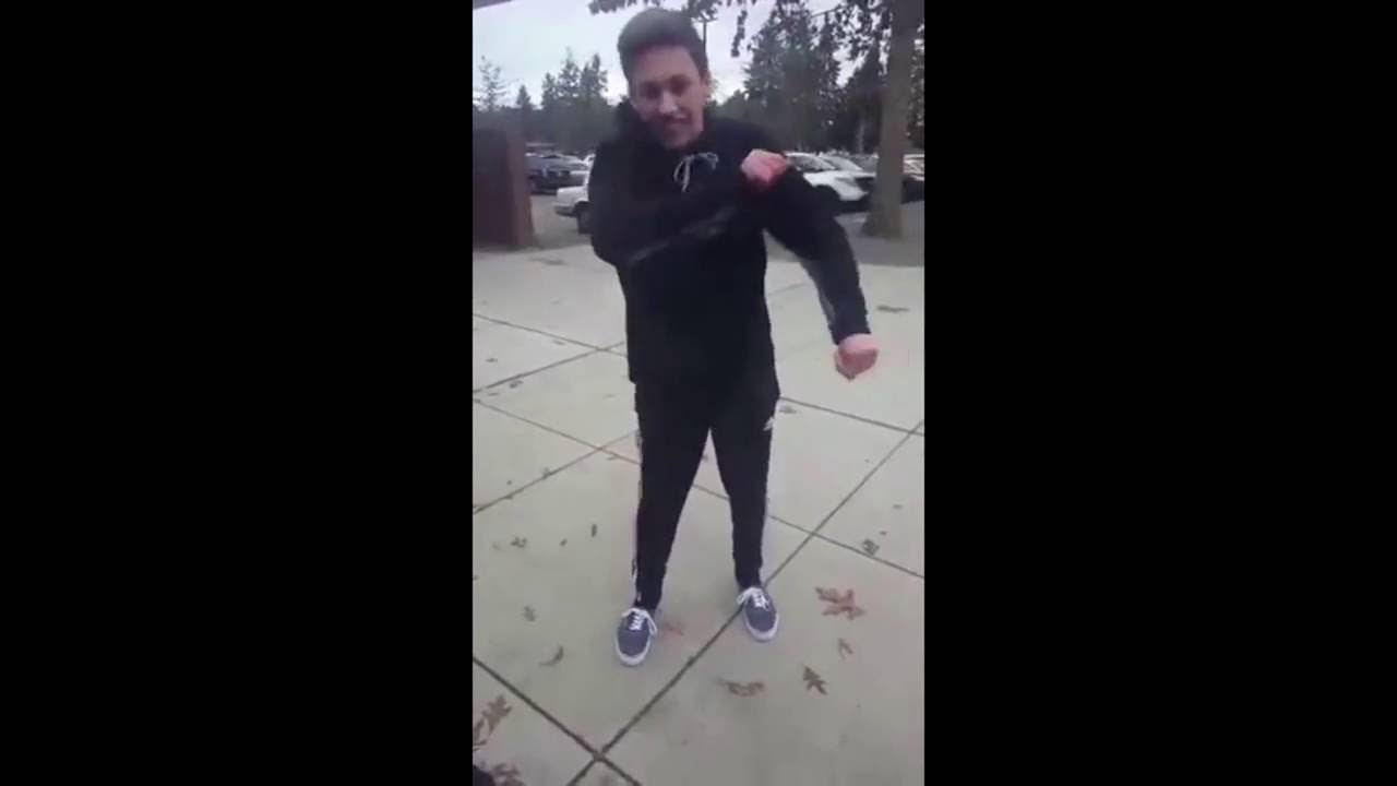 White people dab circle.