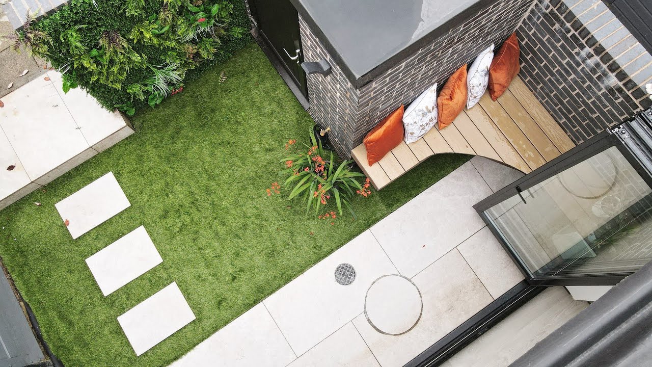 Small Garden Makeover (DIY) 2021 Uk 🇬🇧