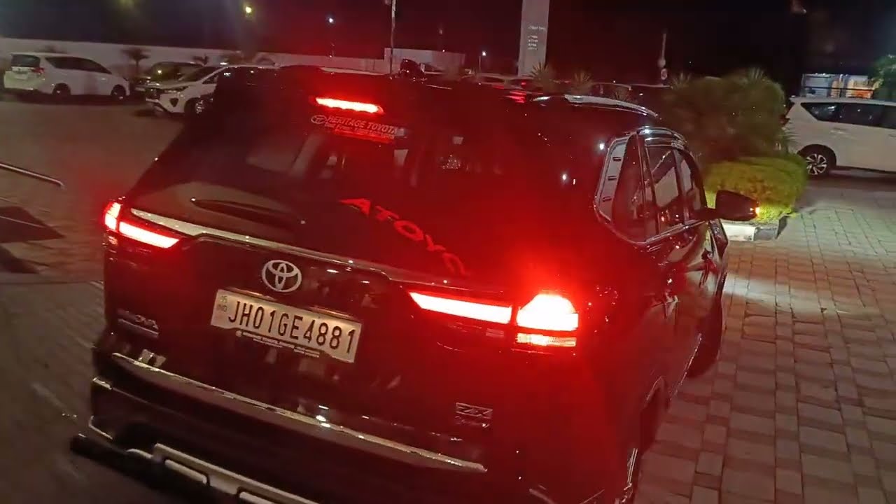 2025 Toyota Innova Hycross Black Delivery