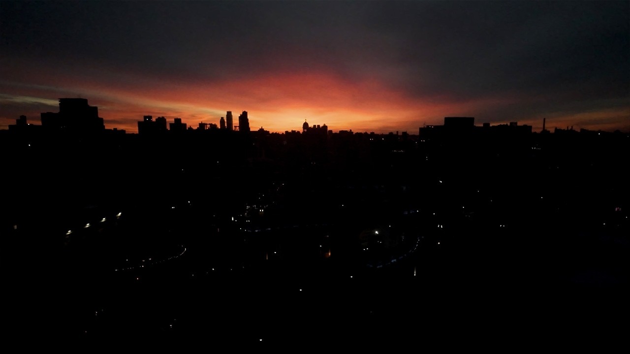 New York City Sunrise Ambience – 1 Hour of Urban Traffic & Morning City Sounds – 4K