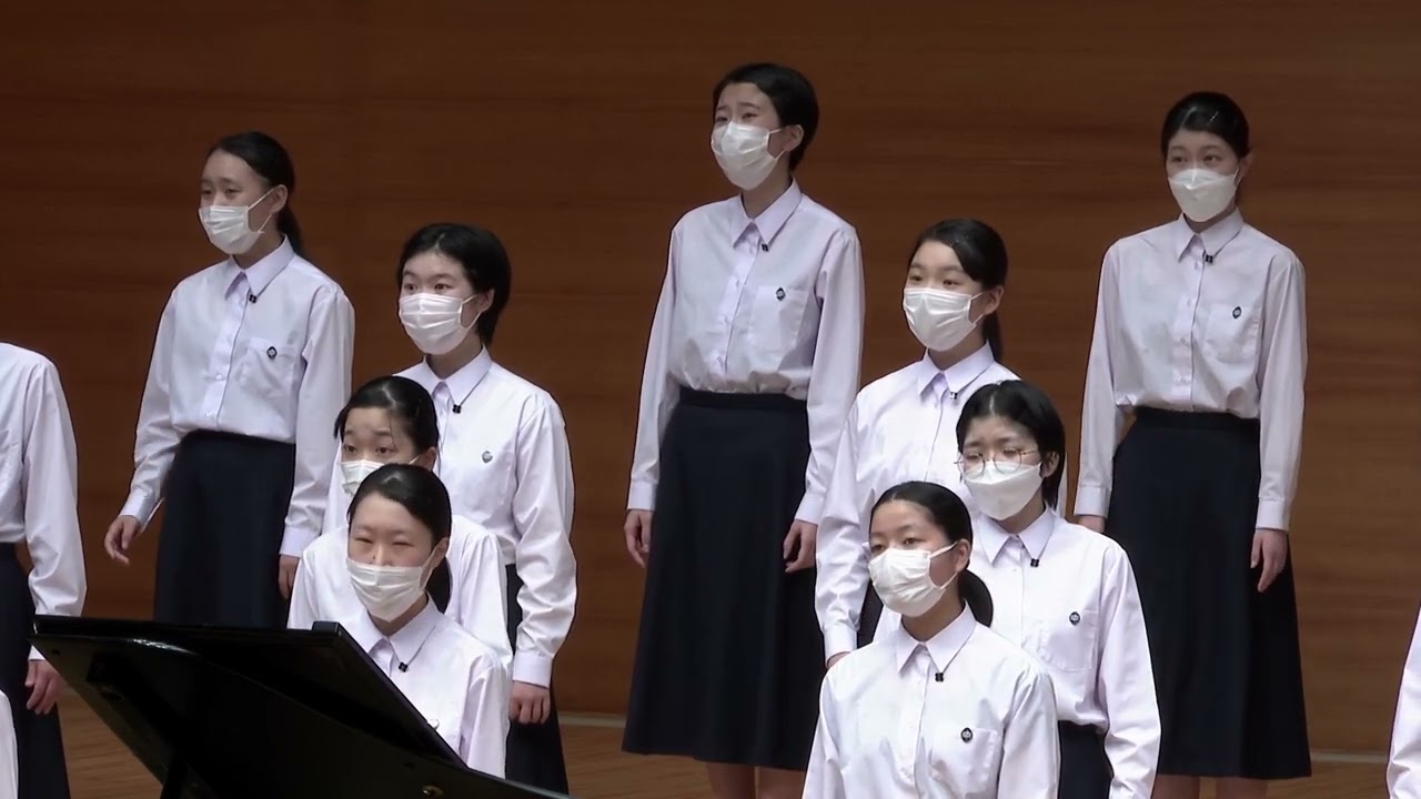 土田豊貴：「夢の手」女声合唱とピアノのための