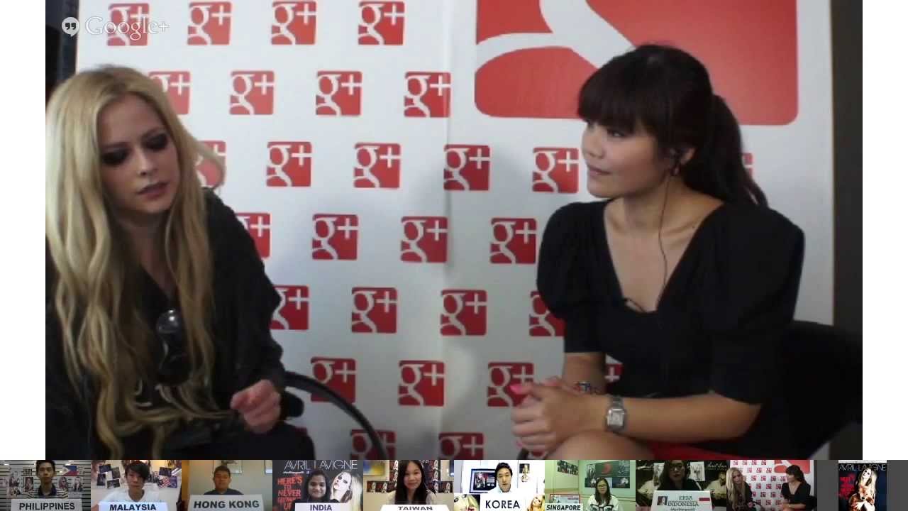 Avril Lavigne Hangout