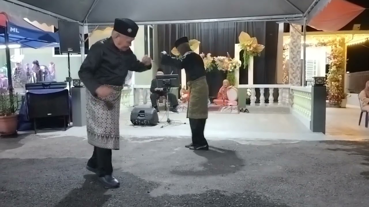 rindok diat otai bertandak...