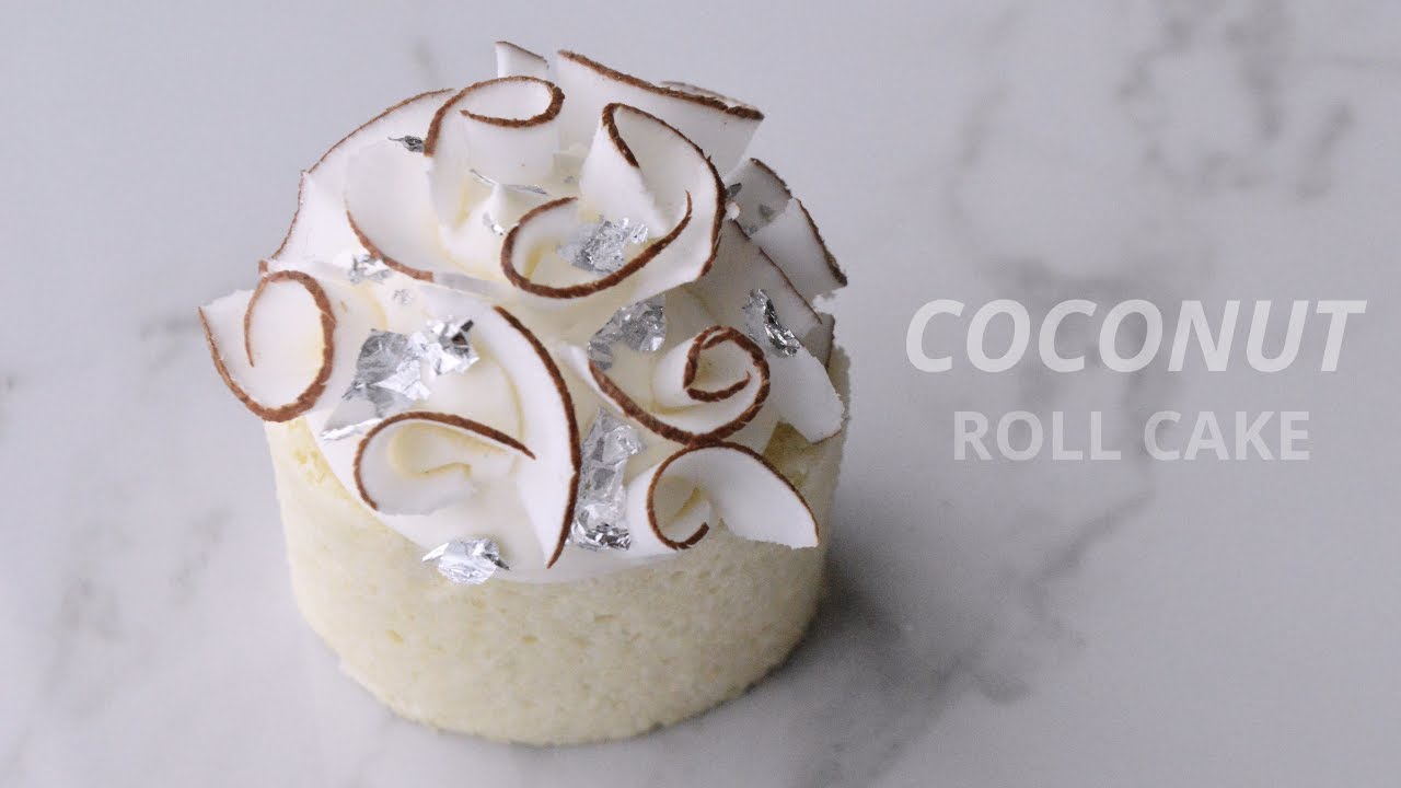 COCONUT ROLL CAKE 🤍🥥 (raffaello flavor) | Denise Castagno |