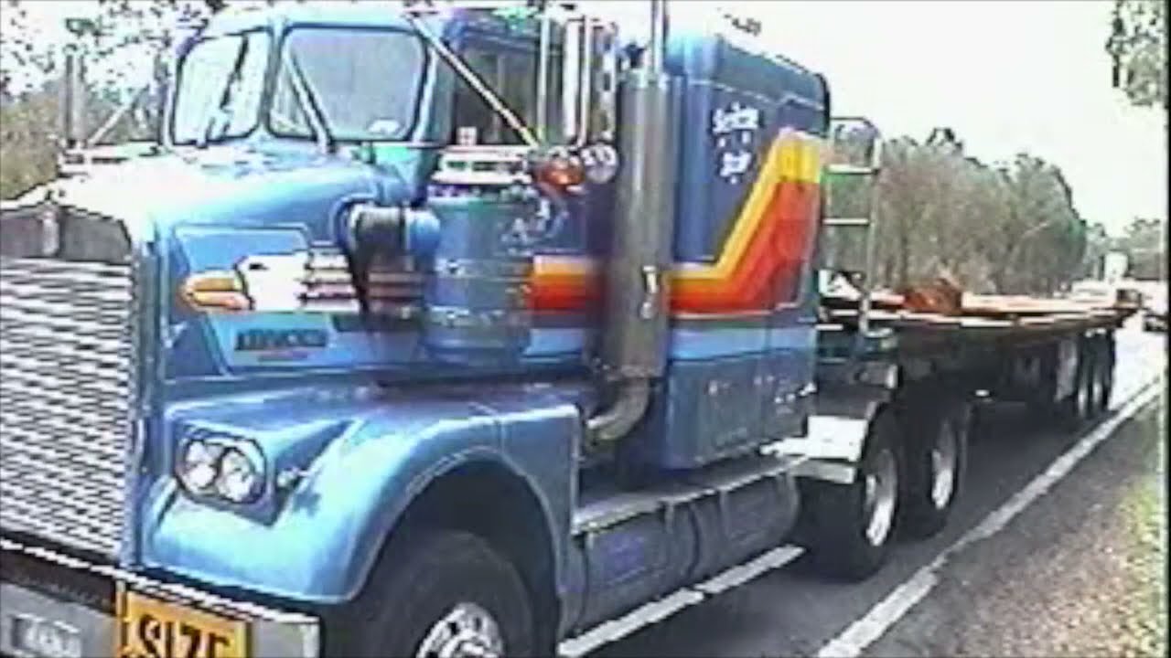 1965 S model Kenworth: Seattle Star 600hp Detroit 12V71TA climbing Mt Ousley NSW, Australia.