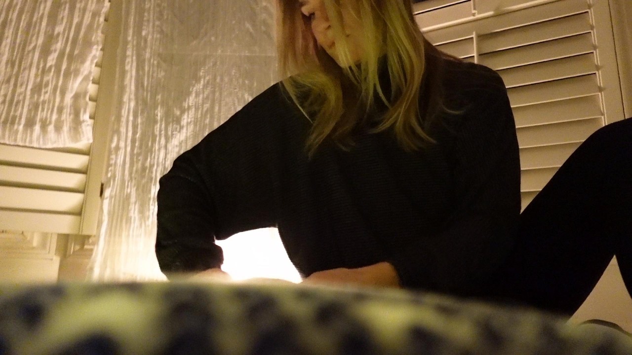 ASMR — массаж дождливой ночью для сна и расслабления (тихая речь)