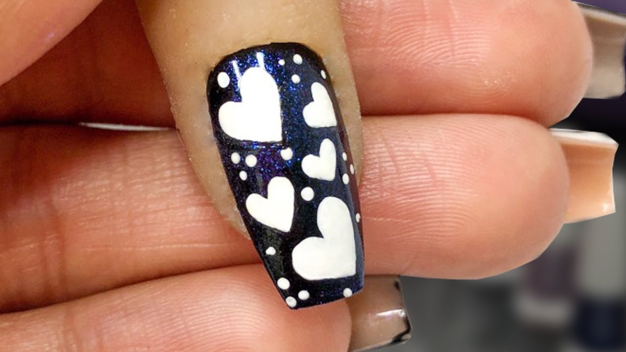 COMO HACER CORAZONES EN LAS UÑAS FÁCIL Y RÁPIDO / PASO A PASO /Nail Art TIPS 😯😯