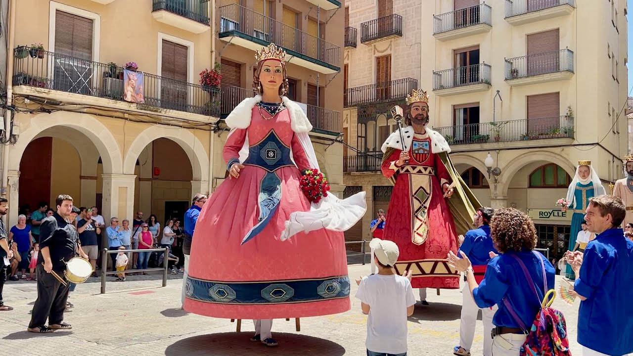 Balls de lluïment de la 23a Trobada de Gegants (25è Aniversari Antonet i Angelina i Sant Joan 2022)