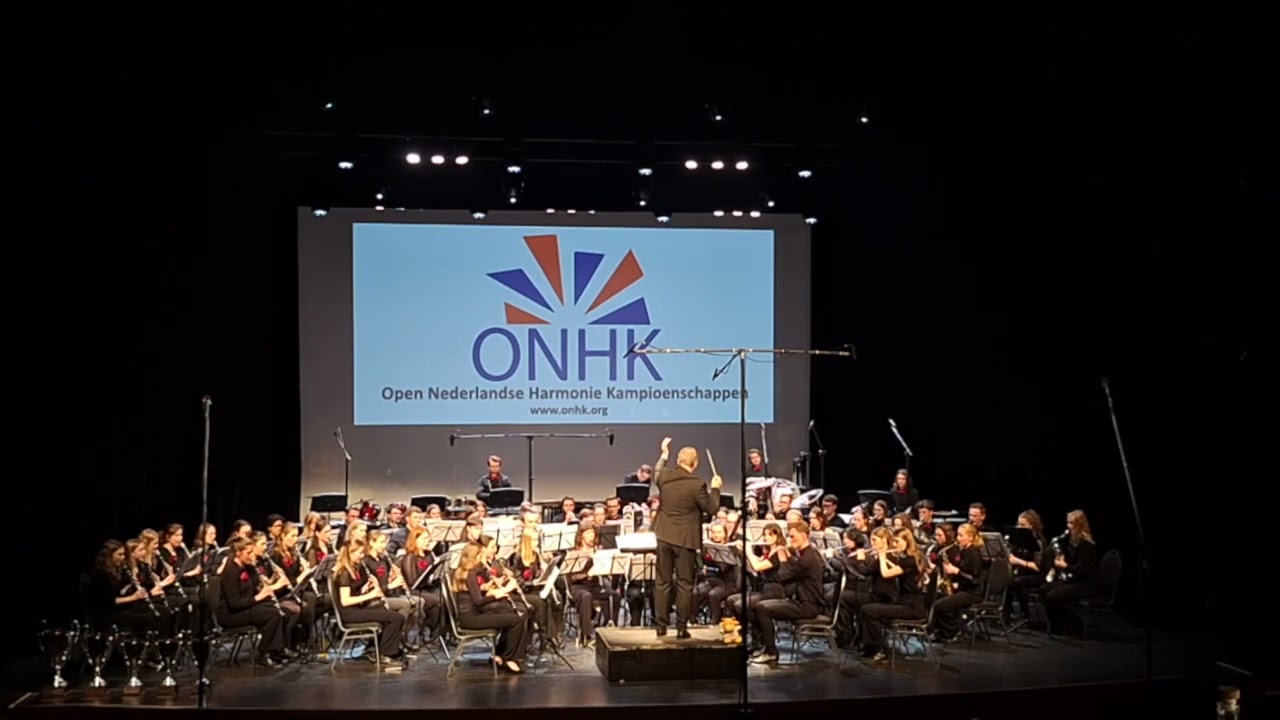 Three City Sketches - Philip Sparke - Performed by Student Orchestra QHarmony