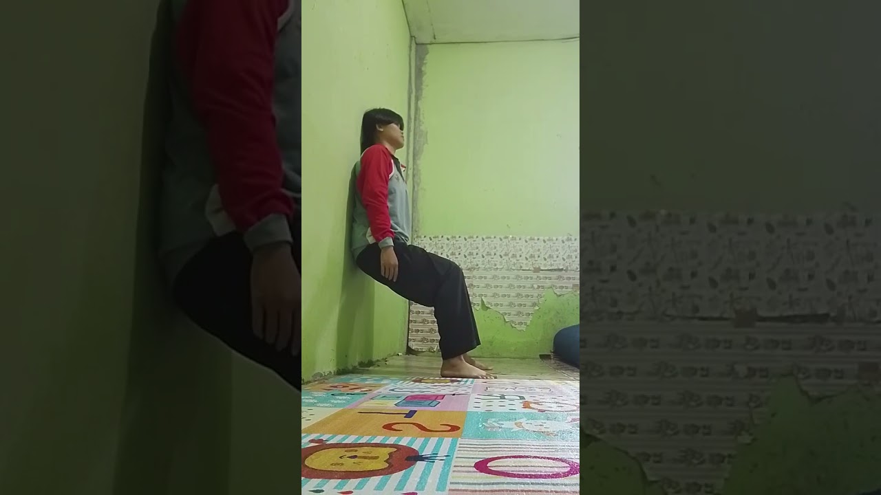 #GERAKAN HARIAN 2 WALL SIT & PLANKING 