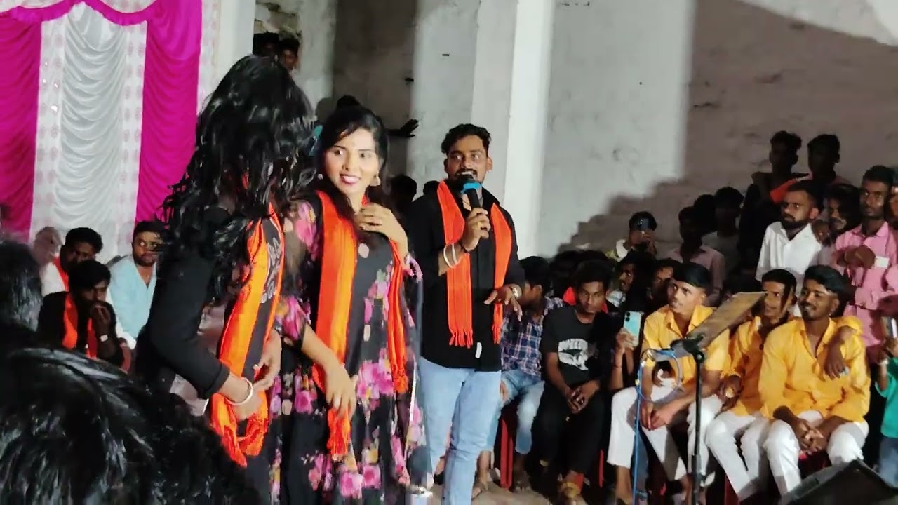 ಬಾಳು ಬೆಳಗುಂದಿ   ಮಾಲಾಶ್ರೀ ಅಕ್ಕಾ
