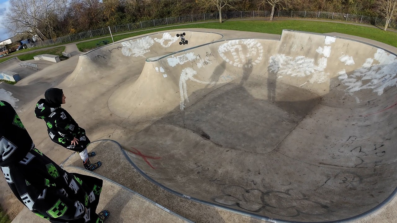 I Took My Cage Truggy To The SKATE PARK!!