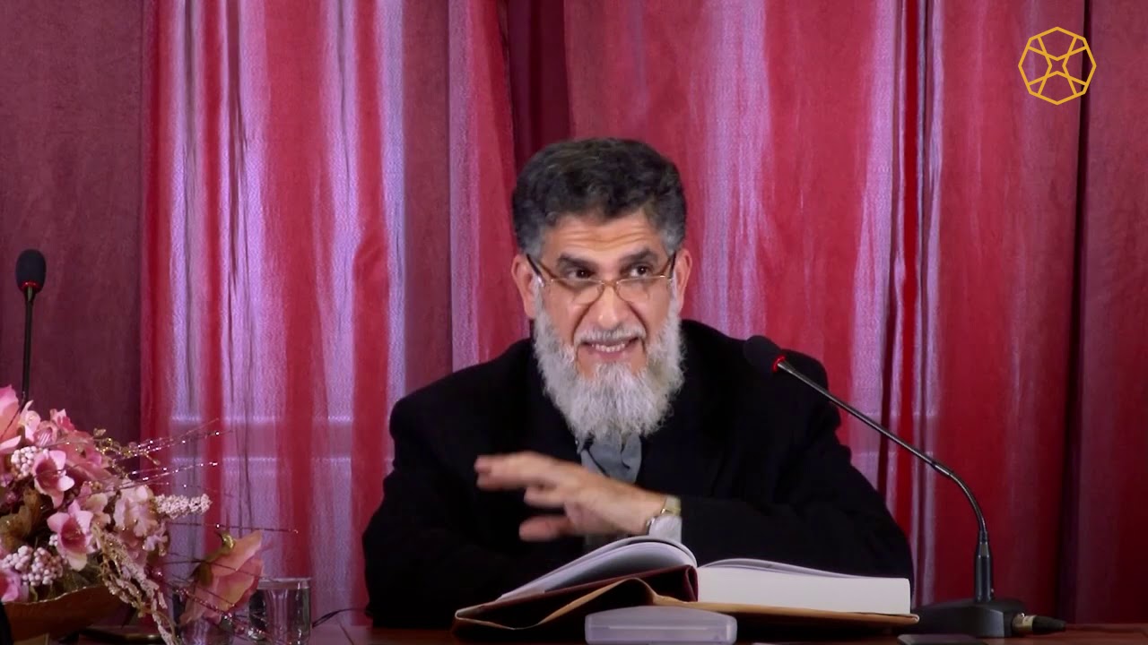 تفسير قوله: اللَّهُ يَسْتَهْزِئُ بِهِمْ وَيَمُدُّهُمْ فِي طُغْيَانِهِمْ | فضيلة الشيخ أحمد الفاضل