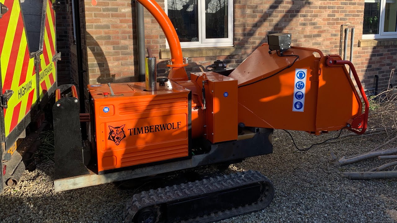 Timberwolf tracked chipper rebuild