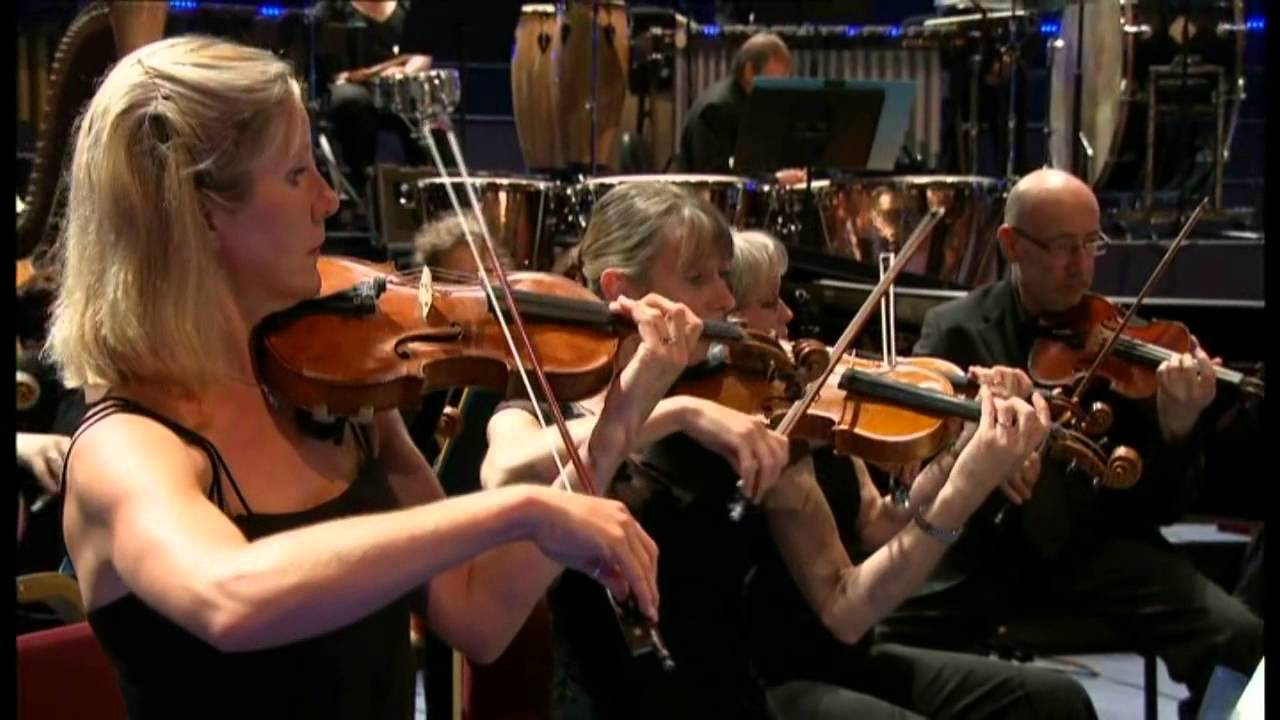 Strauss II - By the Beautiful Blue Danube - Runnicles