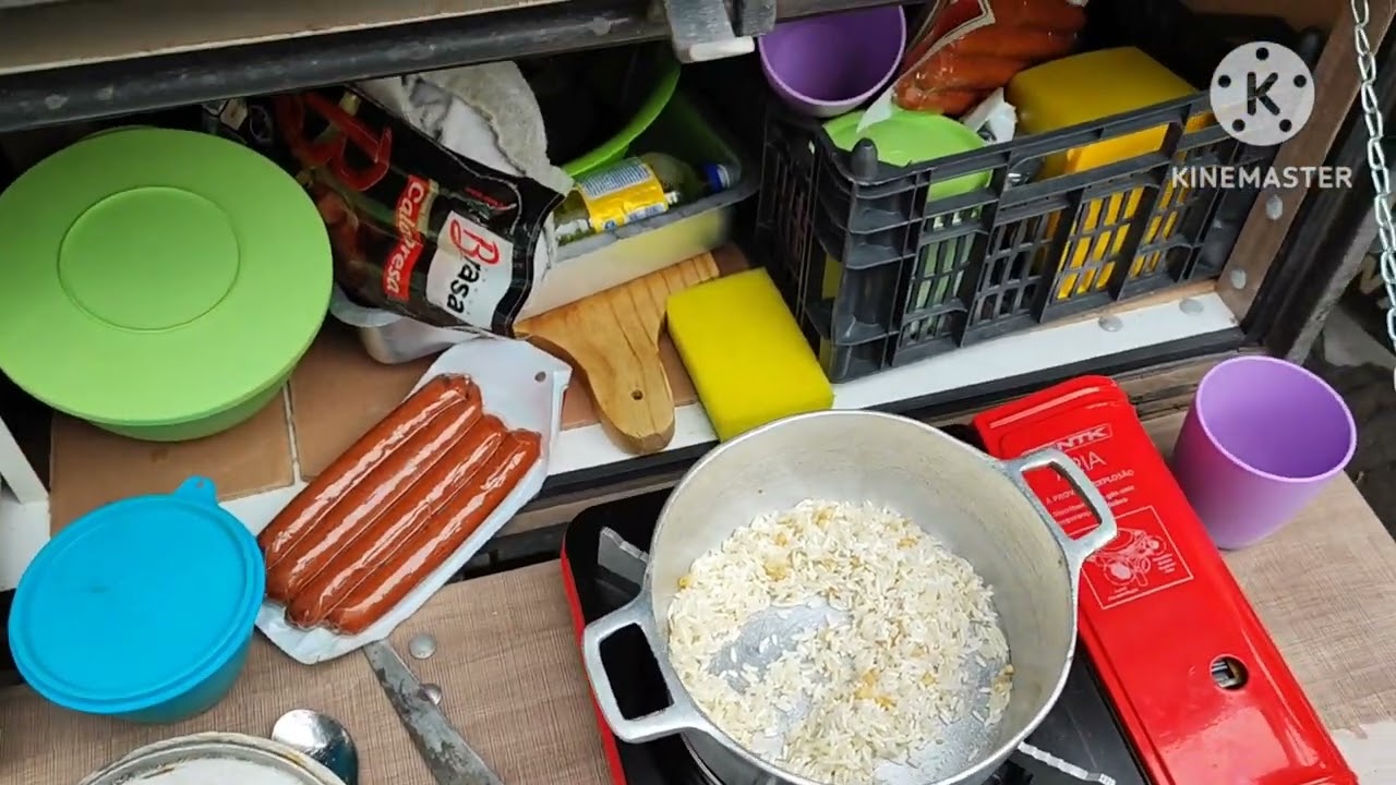 fazendo almoço na cozinha do caminhão+frete ☺️